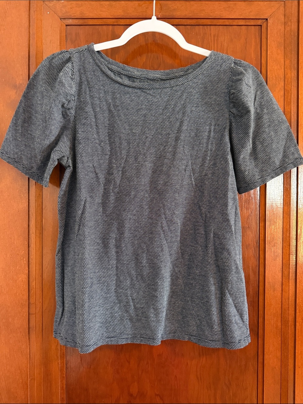 LOFT Navy and White Textured Short Sleeve Tee